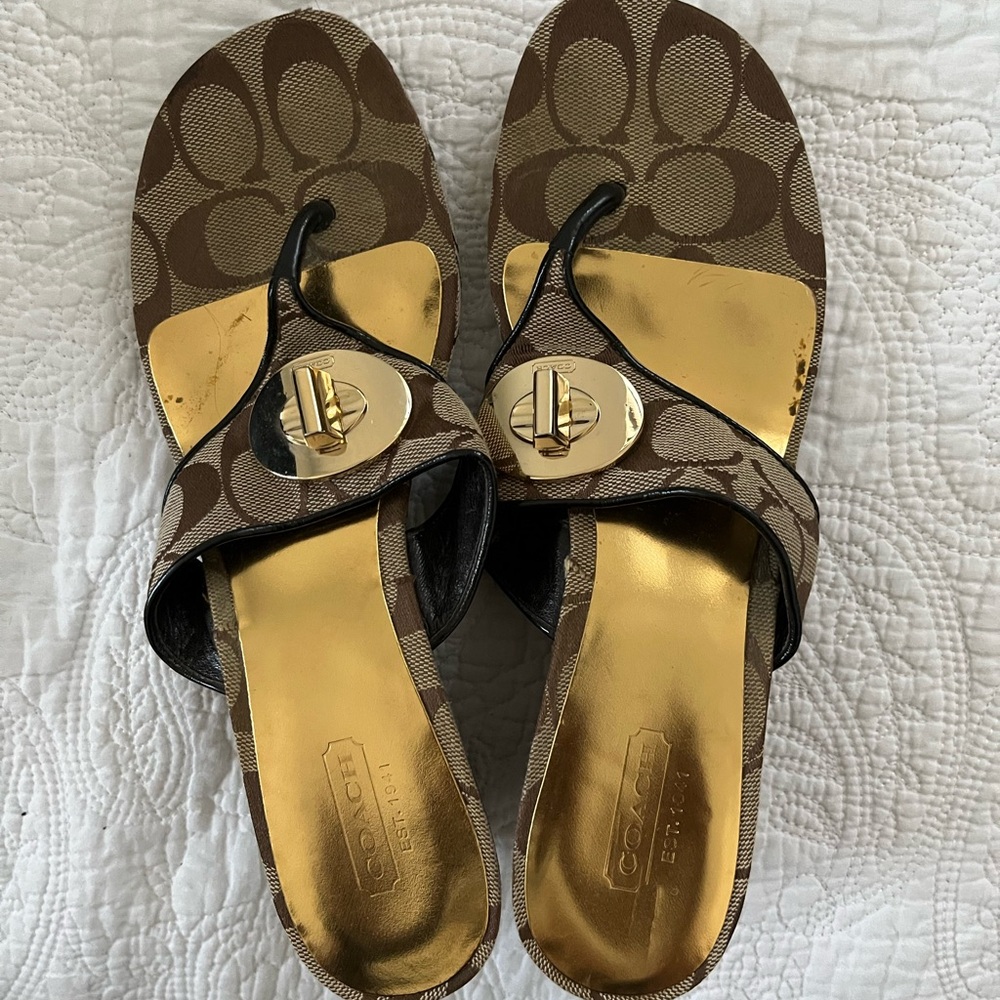 VINTAGE!! Coach Women's Brown and Gold Sandals - Picture 8 of 12